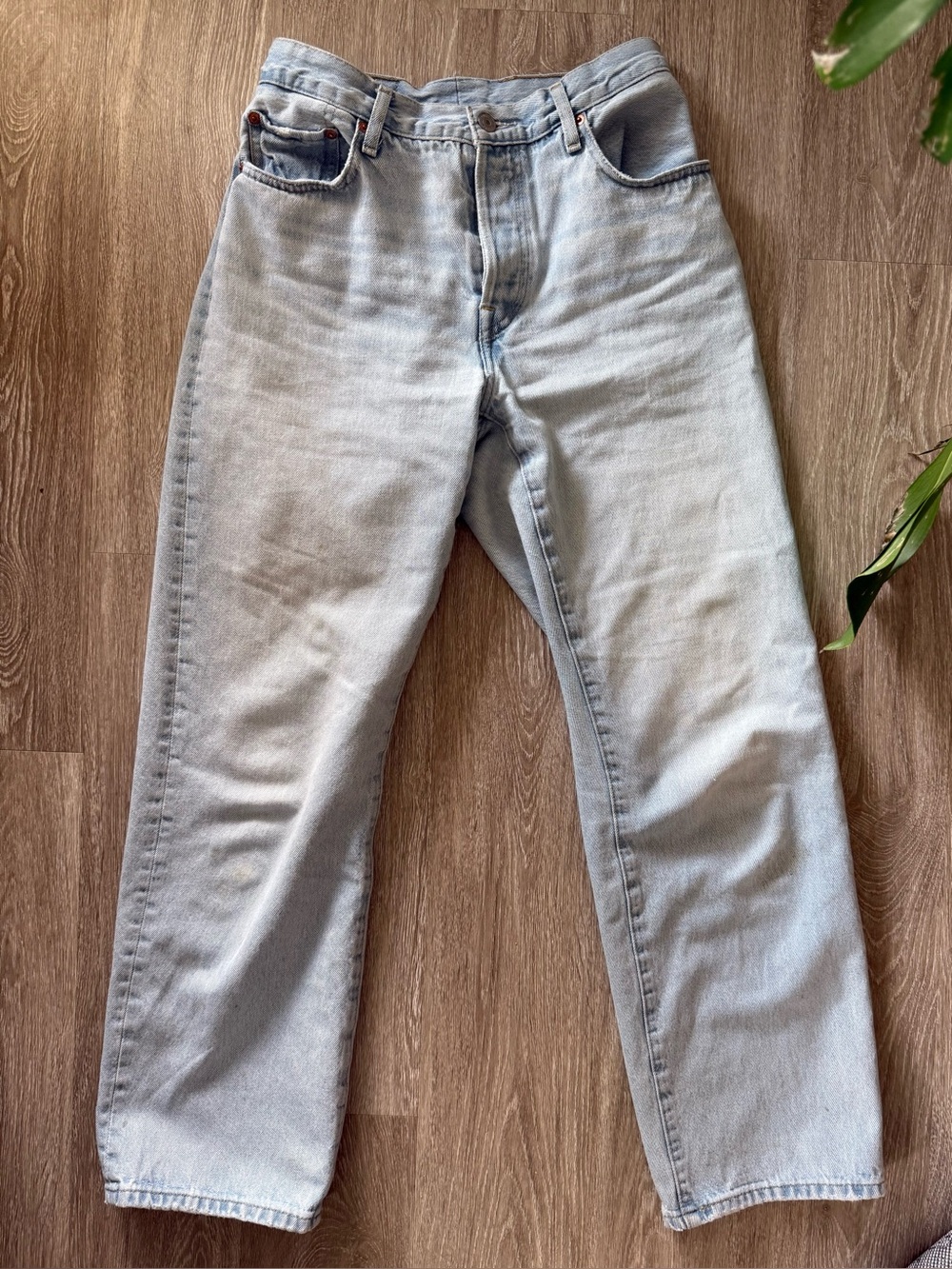 Levi’s 501 ‘90s Jeans Light Wash Straight Leg 27 Waist Vintage Style - Picture 4 of 15